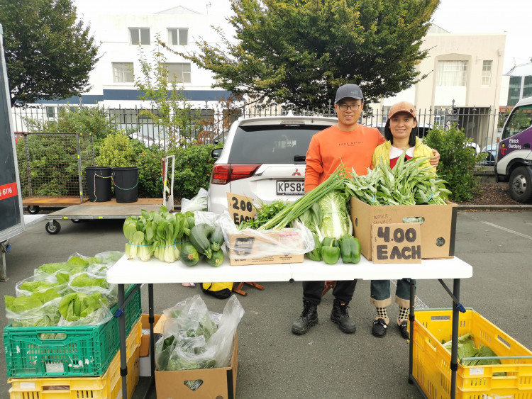 Happy Farm at Market