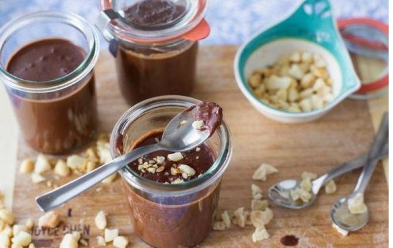 chocolate and cardamom mousse ScaleWidthWzgwMF0