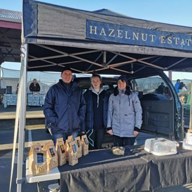 hazelnut estate vendor pix