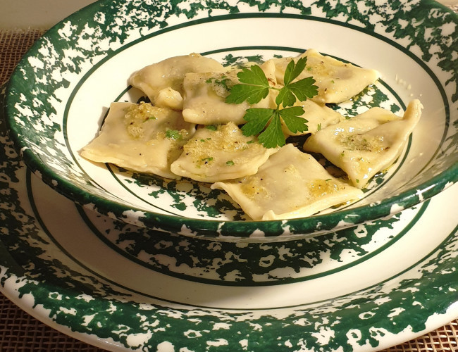 spicy radish ravioli with garlic butter sauce