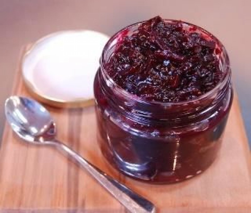 balsamic roasted beetroot relish