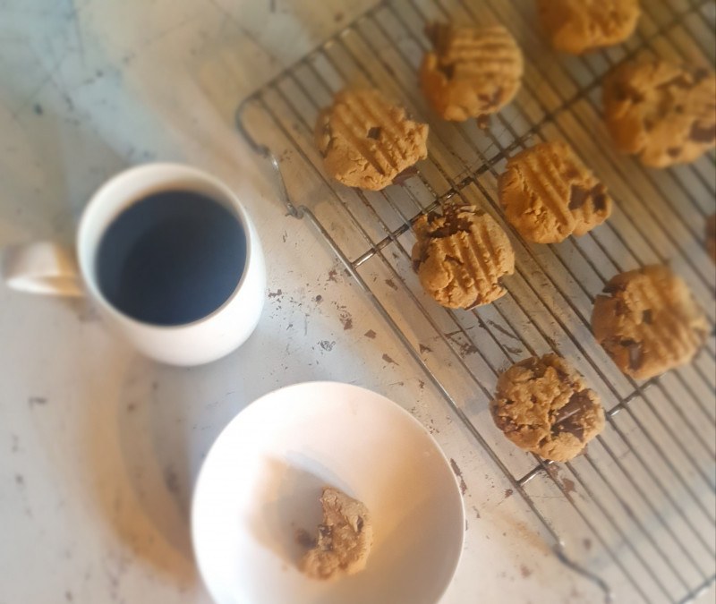 bay road peanut butter chocolate cookies