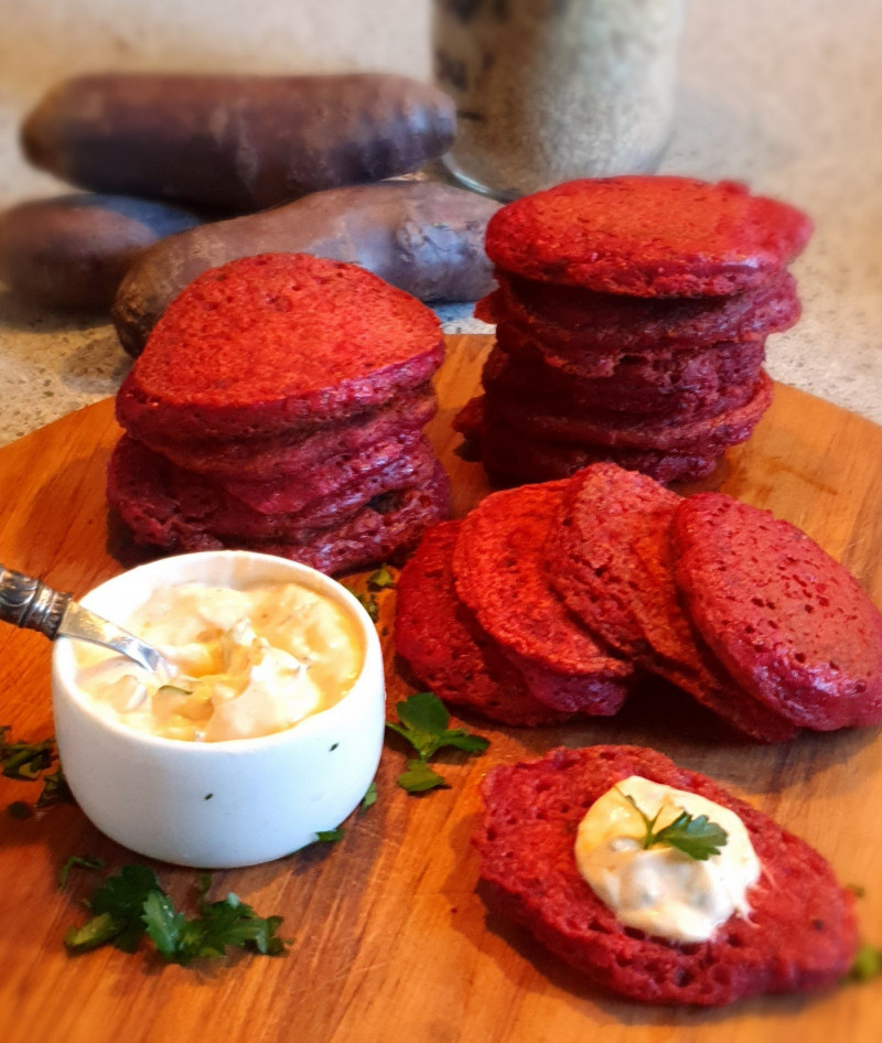 beetroot pikelets and harrisa yoghurt