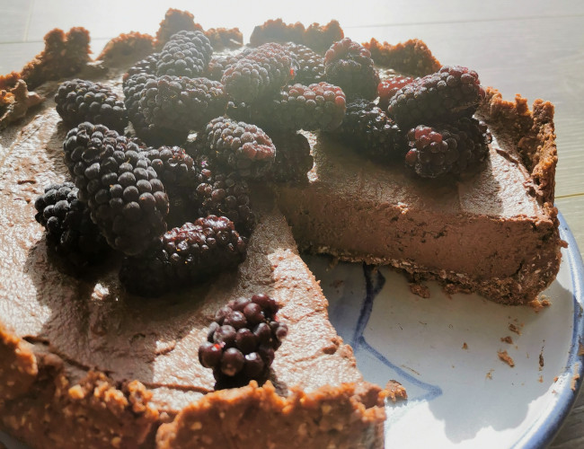 boysenberry chocolate tofu tart