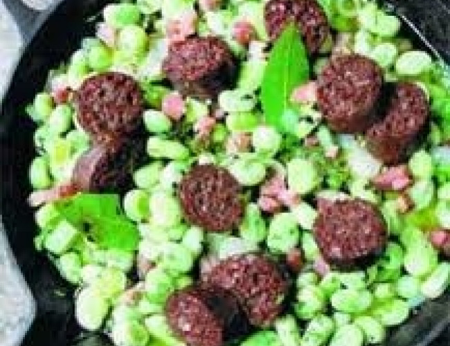 broad beans and sausage