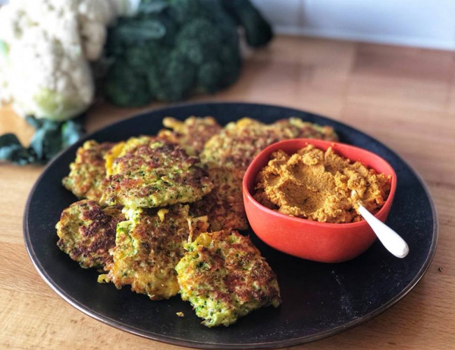 broccoli halloumi fritters with spiced cauliflower spread