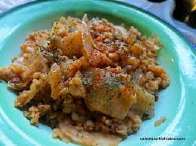 bulgurlu lahana kapuska cabbage with bulgur and ground meat