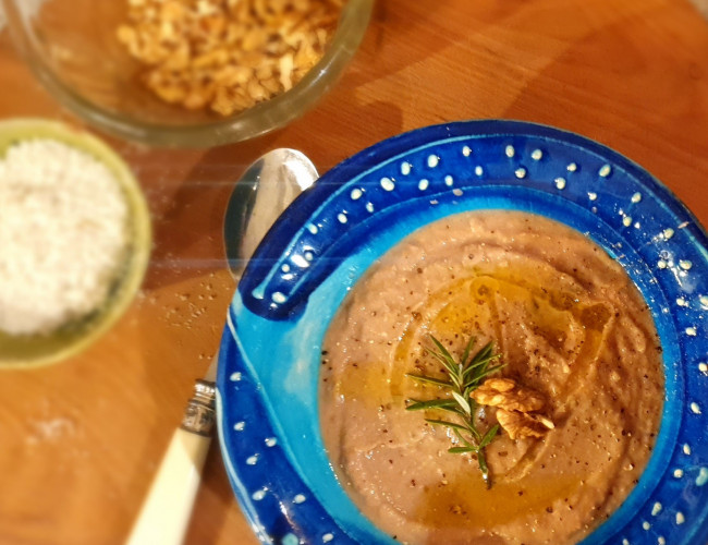 cauliflower walnut soup