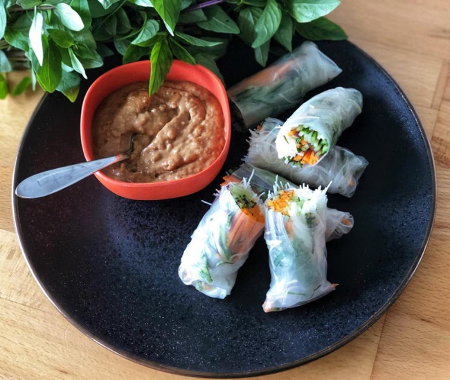 fresh vegetable and herb spring rolls with peanut hoisin dipping sauce