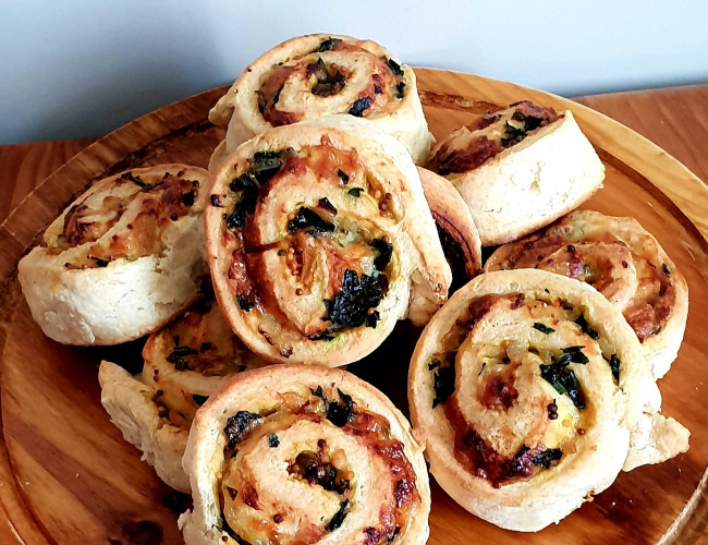 jalapeno and apricot pinwheel scones