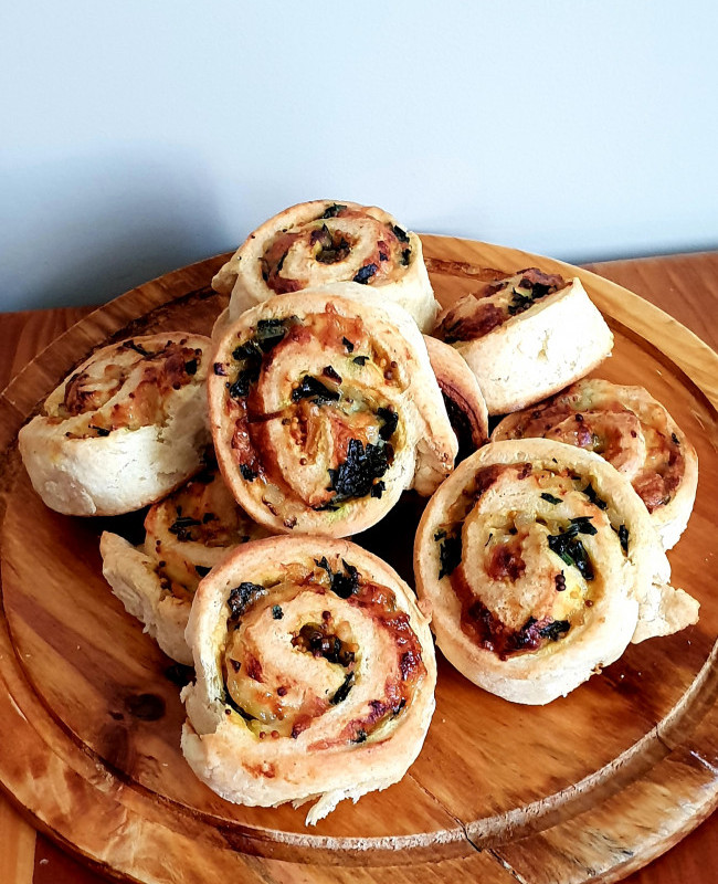 jalapeno and apricot pinwheel scones