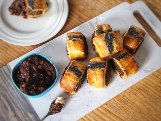 lamb rolls with aubergine chutney