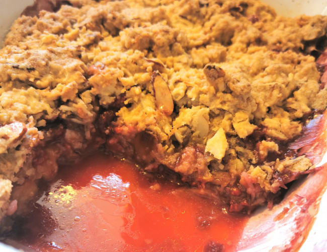 nectarine raspberry crumble