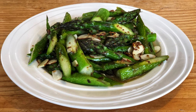 pan fried asparagus with warm kombucha dressing and toasted almonds