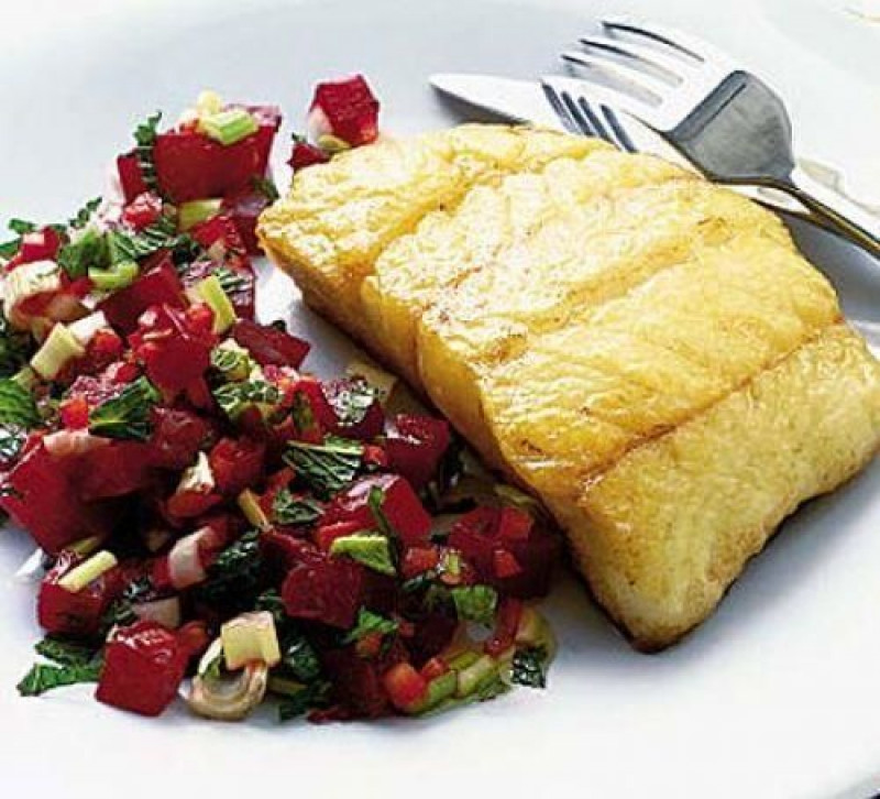 pan fried fish with beetroot and tomato mint salad