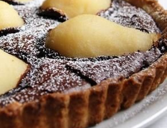 pear and chocolate tart