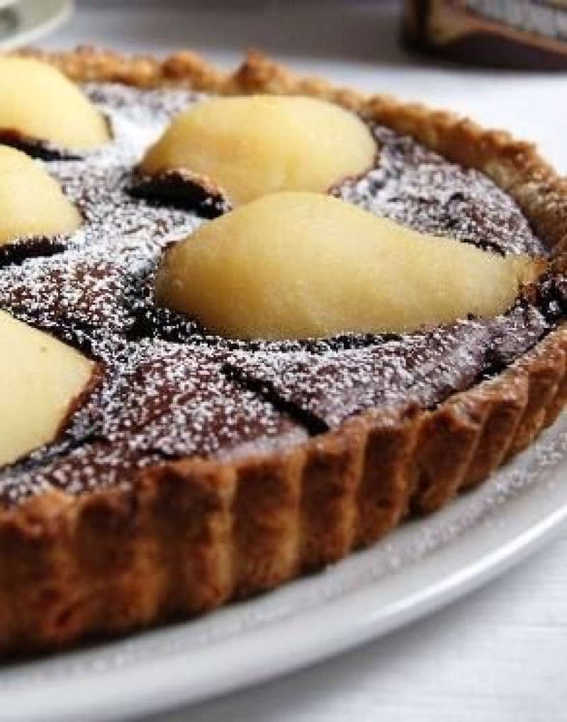 pear and chocolate tart