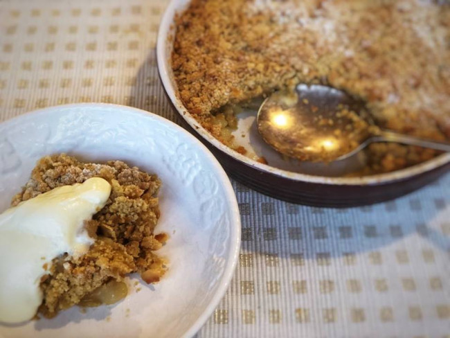 pear ginger coconut crumble