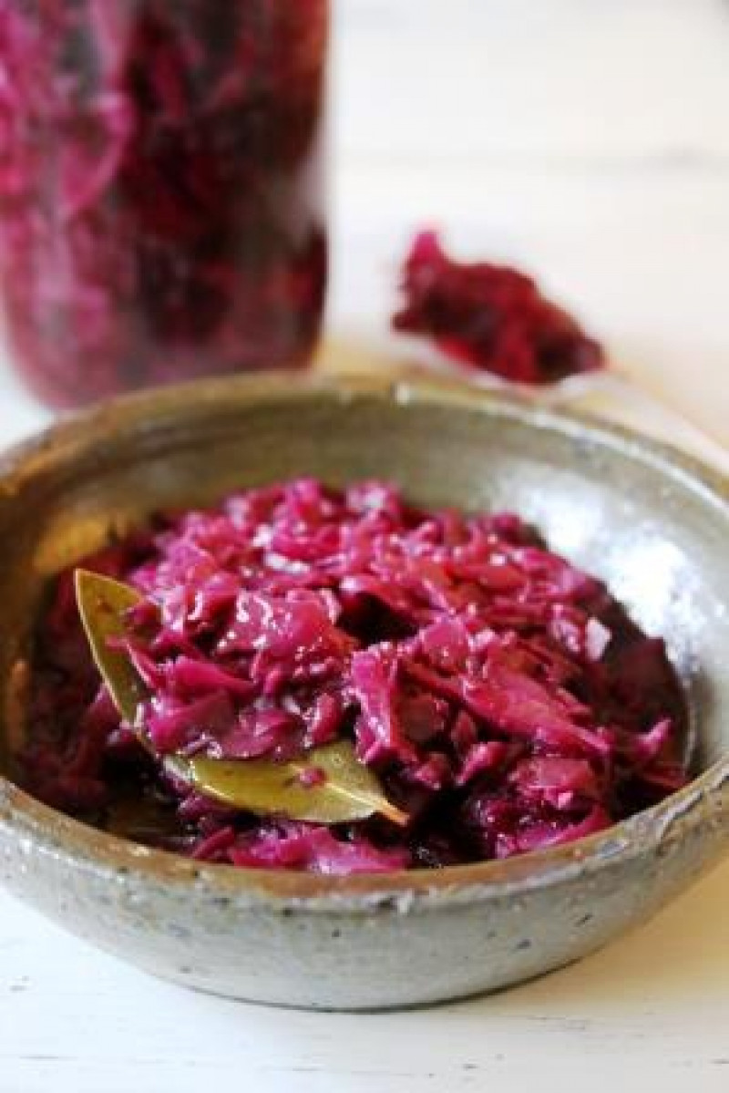 pickled red cabbage