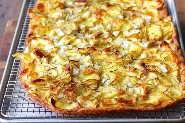 pizza with potato and rosemary