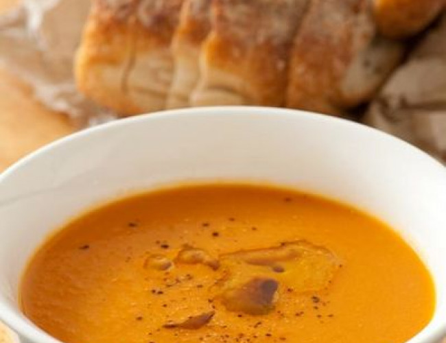 pumpkin soup with manuka smoked crumb