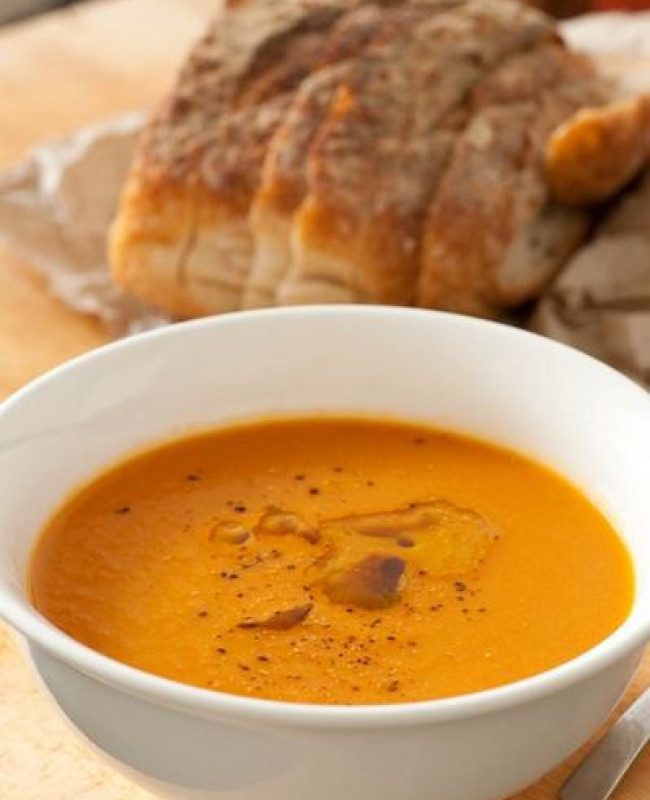 pumpkin soup with manuka smoked crumb