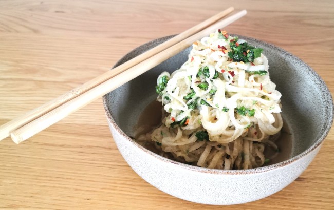 raw daikon salad