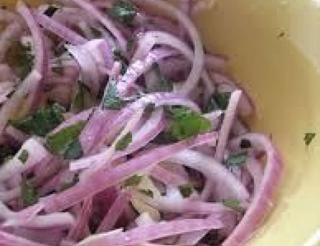 red onion salad