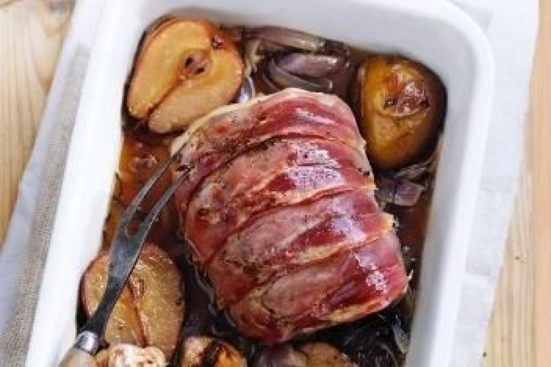 roast pork shoulder with pears