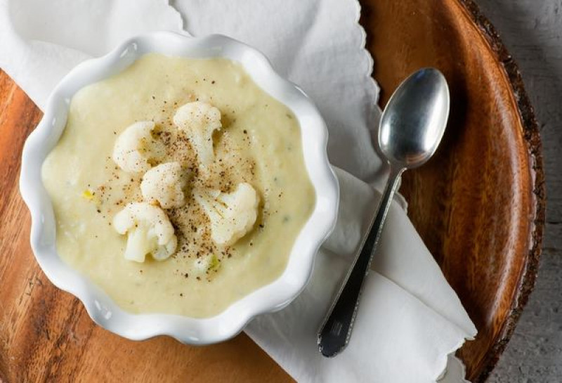 roasted cauliflower blue cheese soup