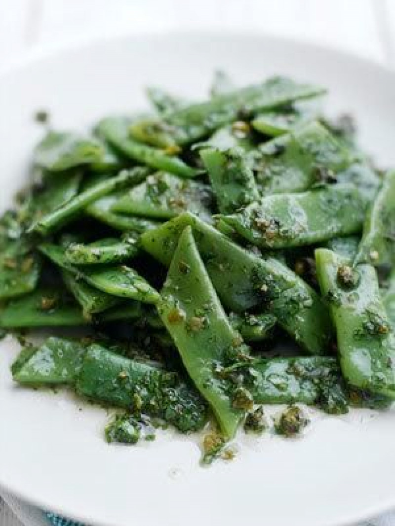 runner beans with a warm caper parsley and olive oil dressing