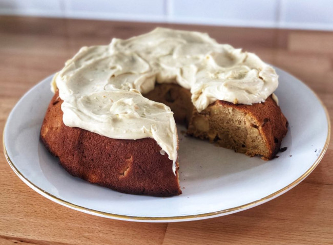 spiced apple and honey bundt cake with cinnamon mascarpone