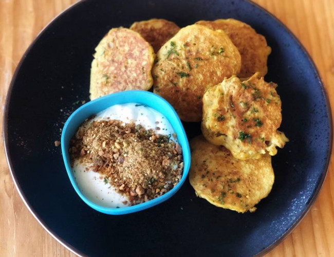 spiced broccoflower fritters with dukkah yoghurt dipping sauce