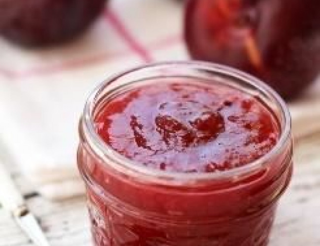 spiced plum butter