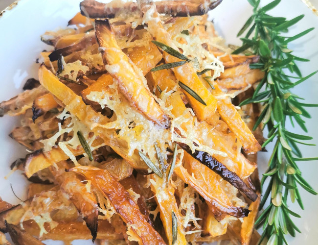 swede fries with parmesan and rosemary