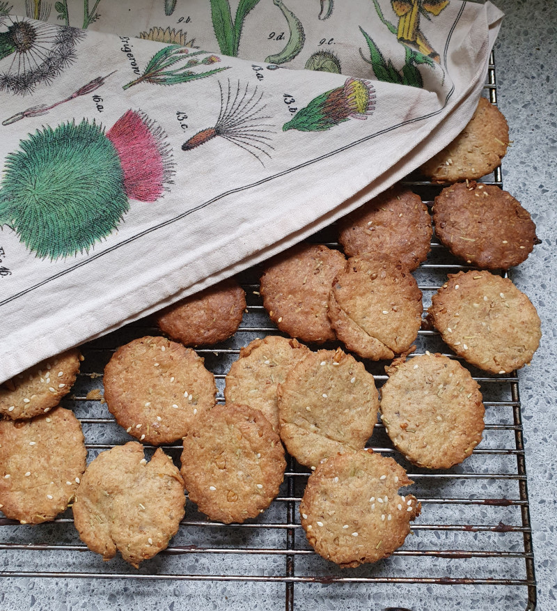 walnut rosemary crackers